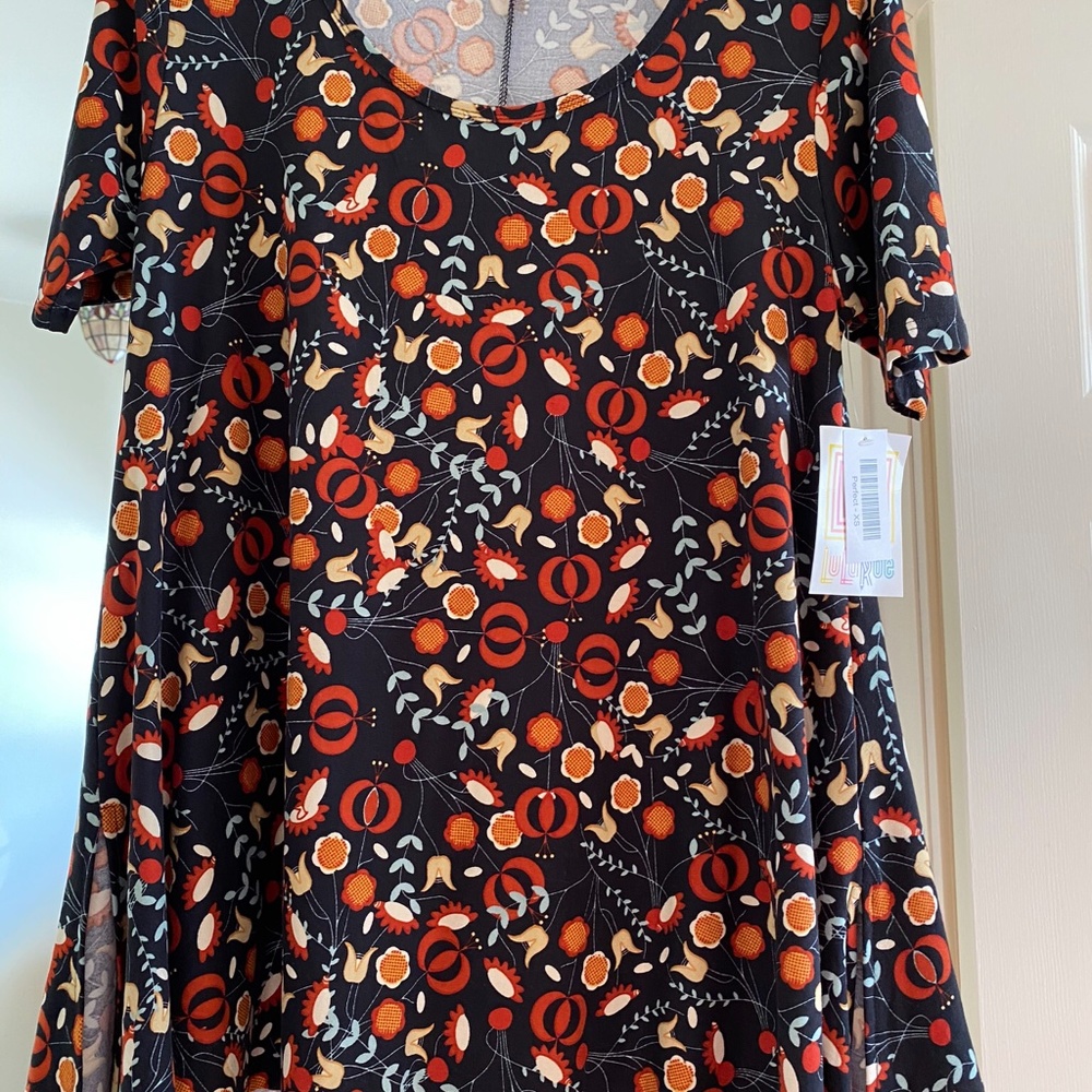 LulaRoe Perfect Tee